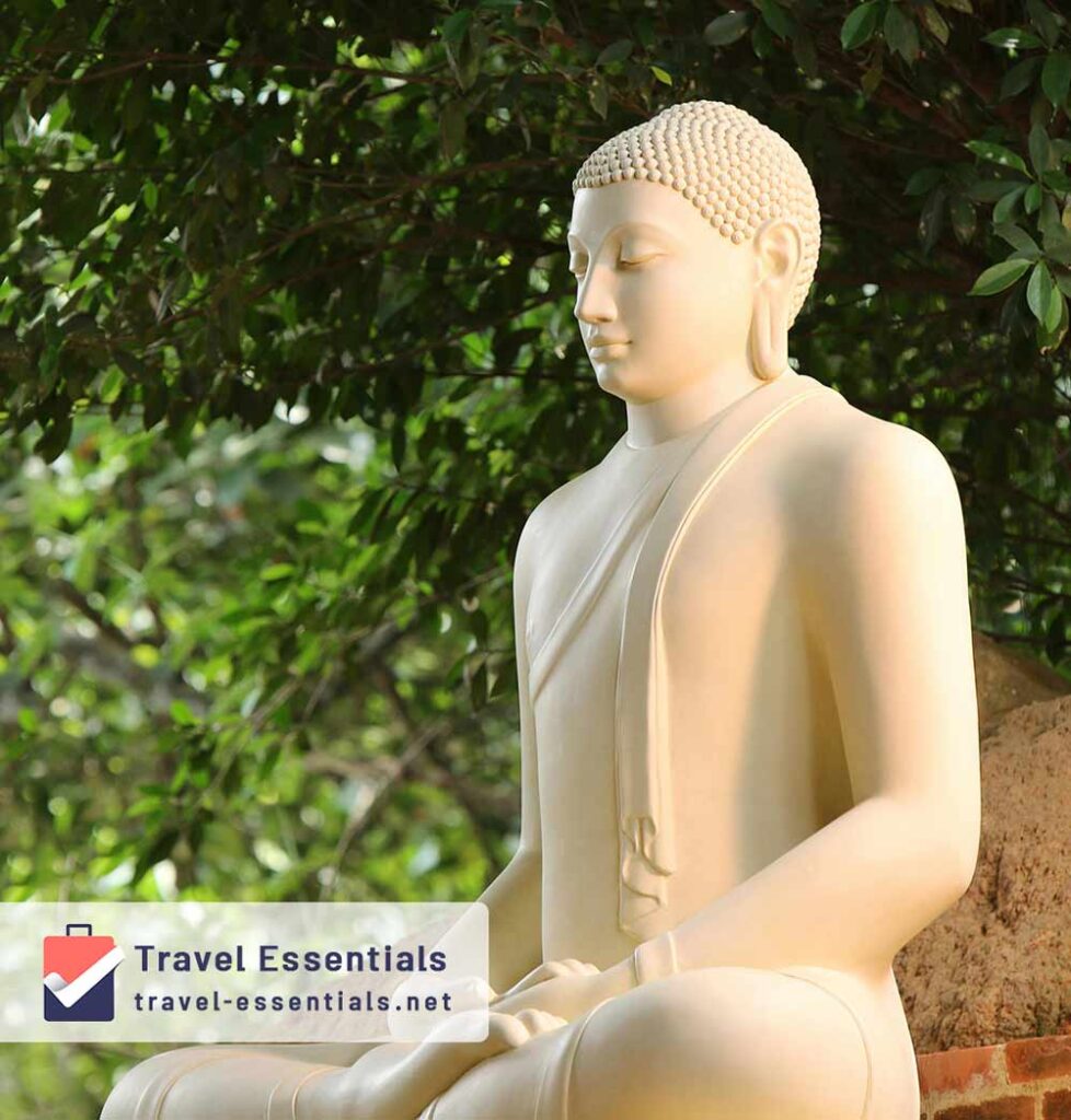 Be mindful of Buddha statues
